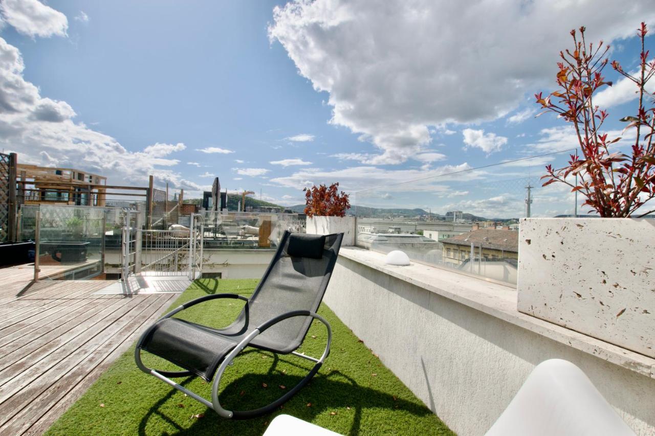 Penthouse Apartment By Hi5 -At The Top Of Budapest Exterior photo